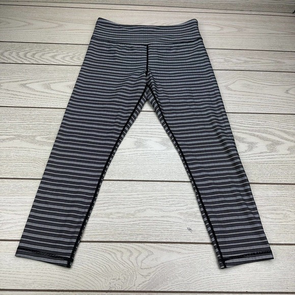 Zyia Black Aztec Adrenaline 7/8 23” Leggings Size 12 - Picture 2 of 8